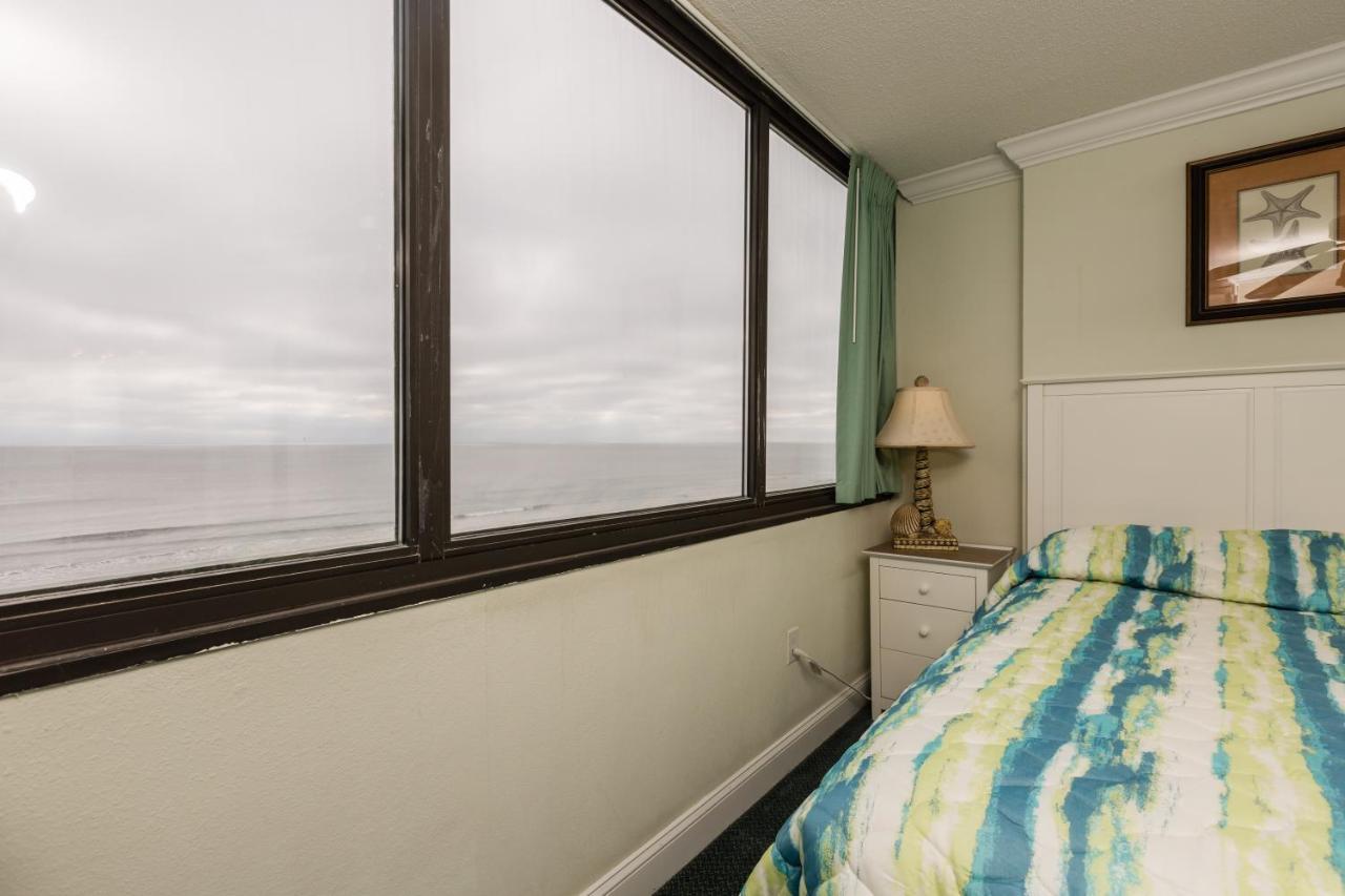 Sands Beach Club Briarcliffe Acres Luaran gambar