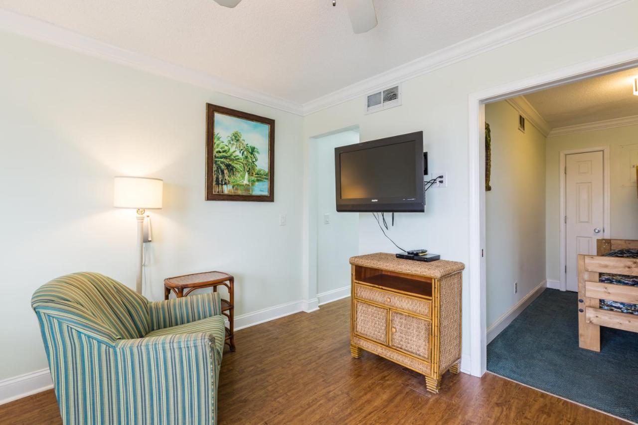 Sands Beach Club Briarcliffe Acres Luaran gambar
