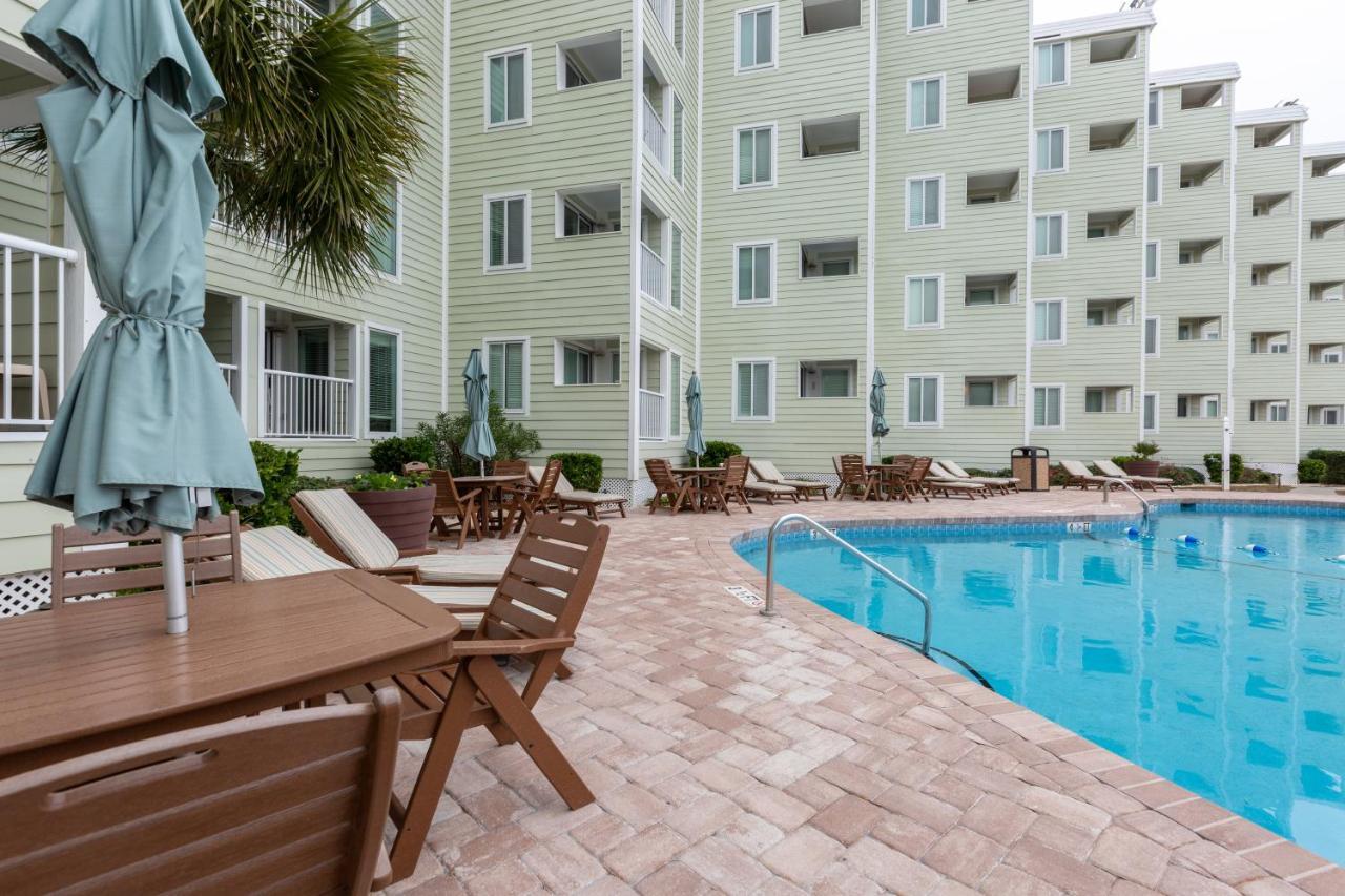 Sands Beach Club Briarcliffe Acres Luaran gambar